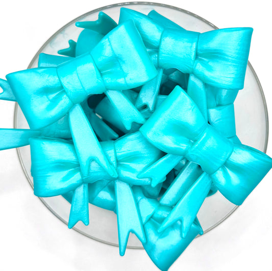 Turquoise matte big bow silicone focal bead