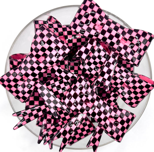 Opal light pink checkered big bow silicone focal bead