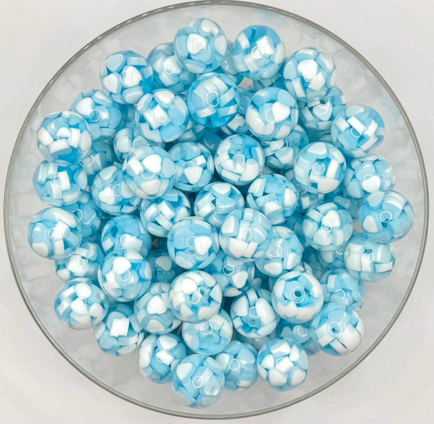 16mm acrylic heart beads