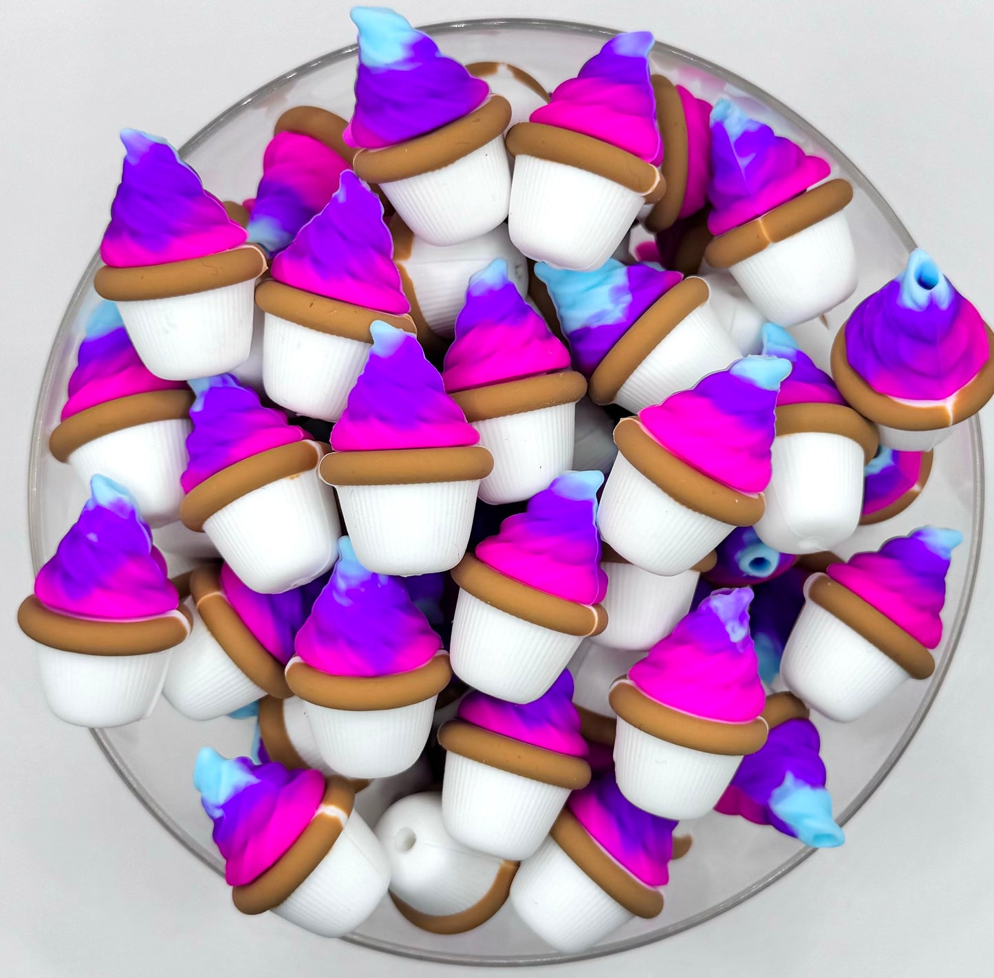3D multicolor swirl cupcake (HBK exclusive) silicone focal bead