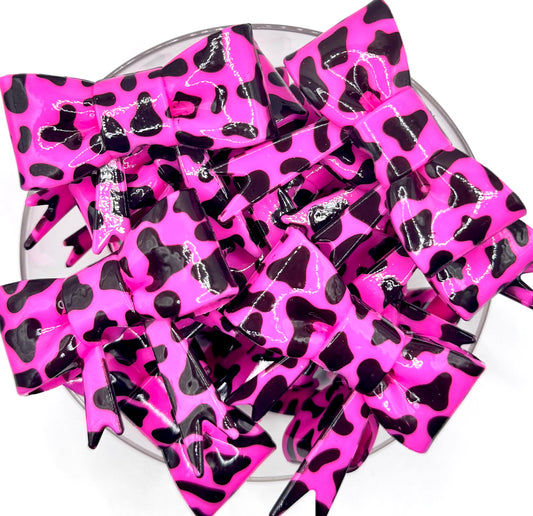 Opal hot pink cow print big bow silicone focal bead