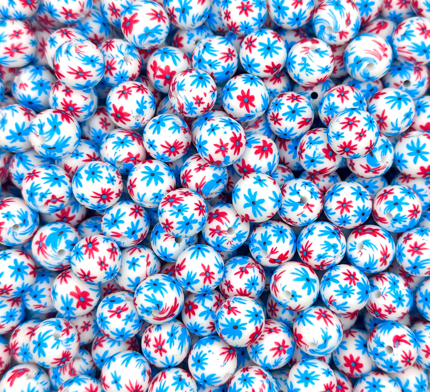 15mm red white & blue daisy print (HBK exclusive) silicone bead
