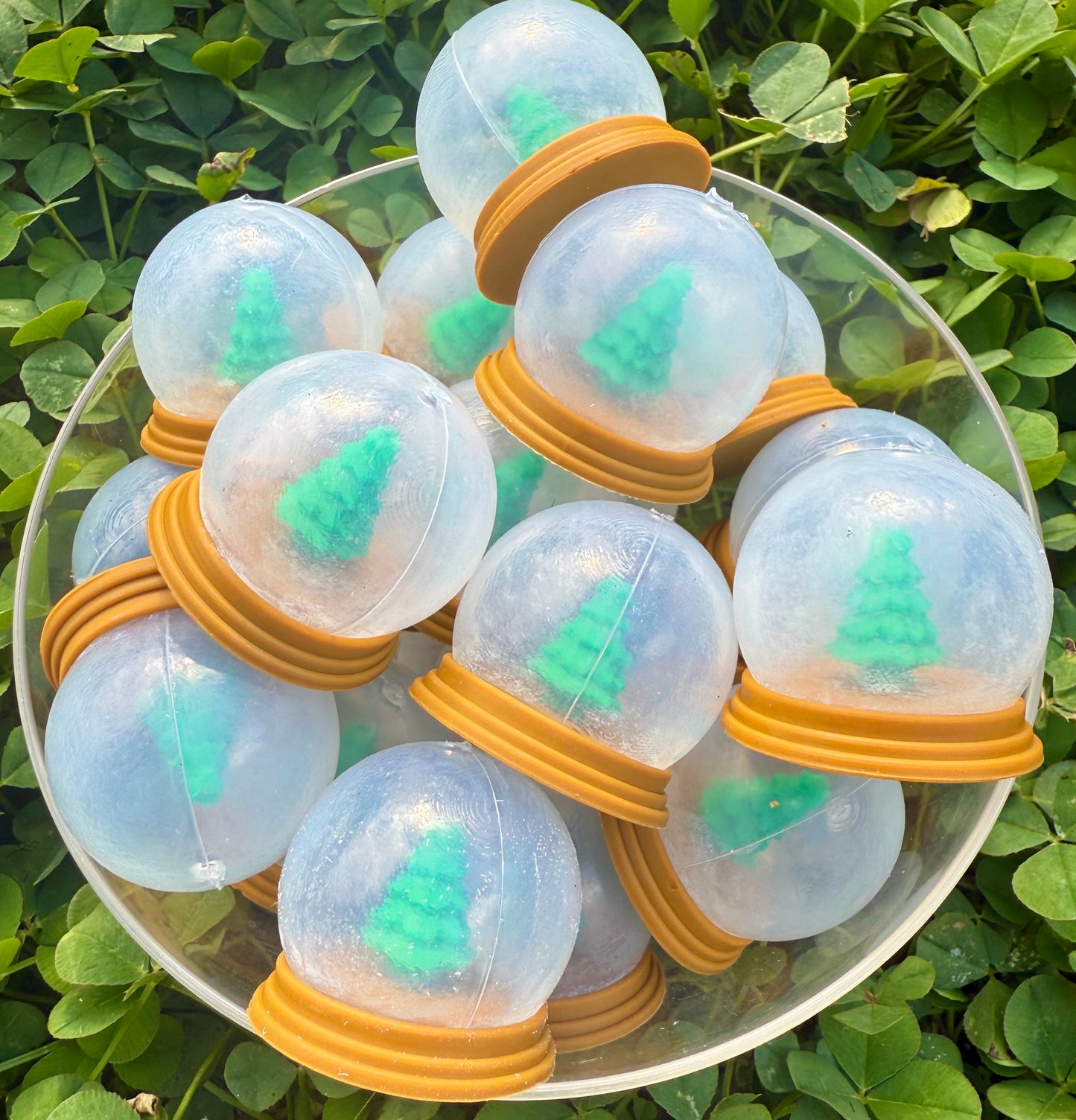 3D snow globe—mini Christmas item inside (Christmas tree or snowman) (HBK exclusive & collab) silicone focal bead