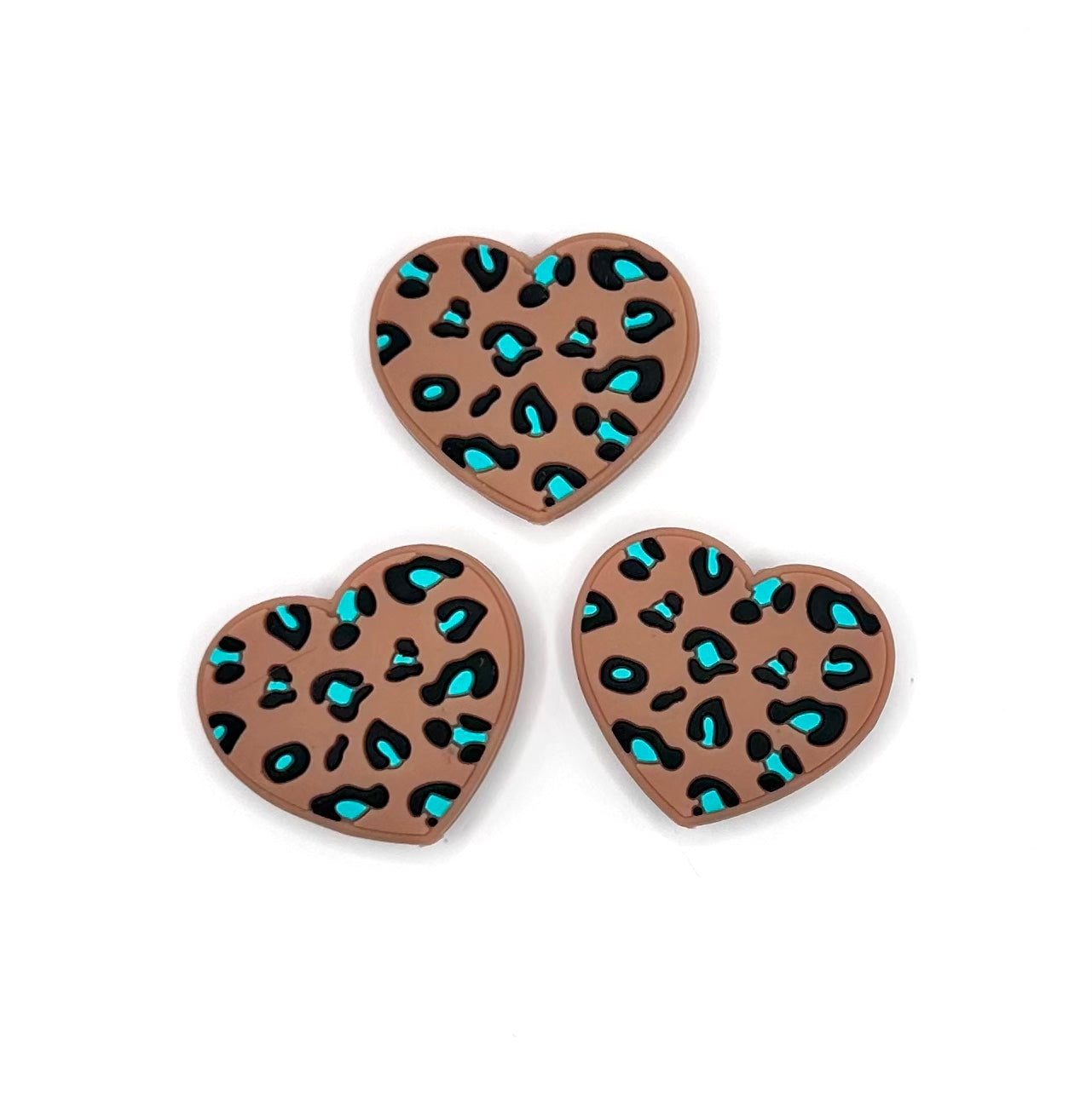 Turquoise leopard print heart silicone focal bead