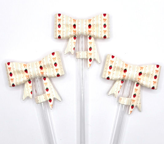 Vintage strawberry stripe silicone straw topper