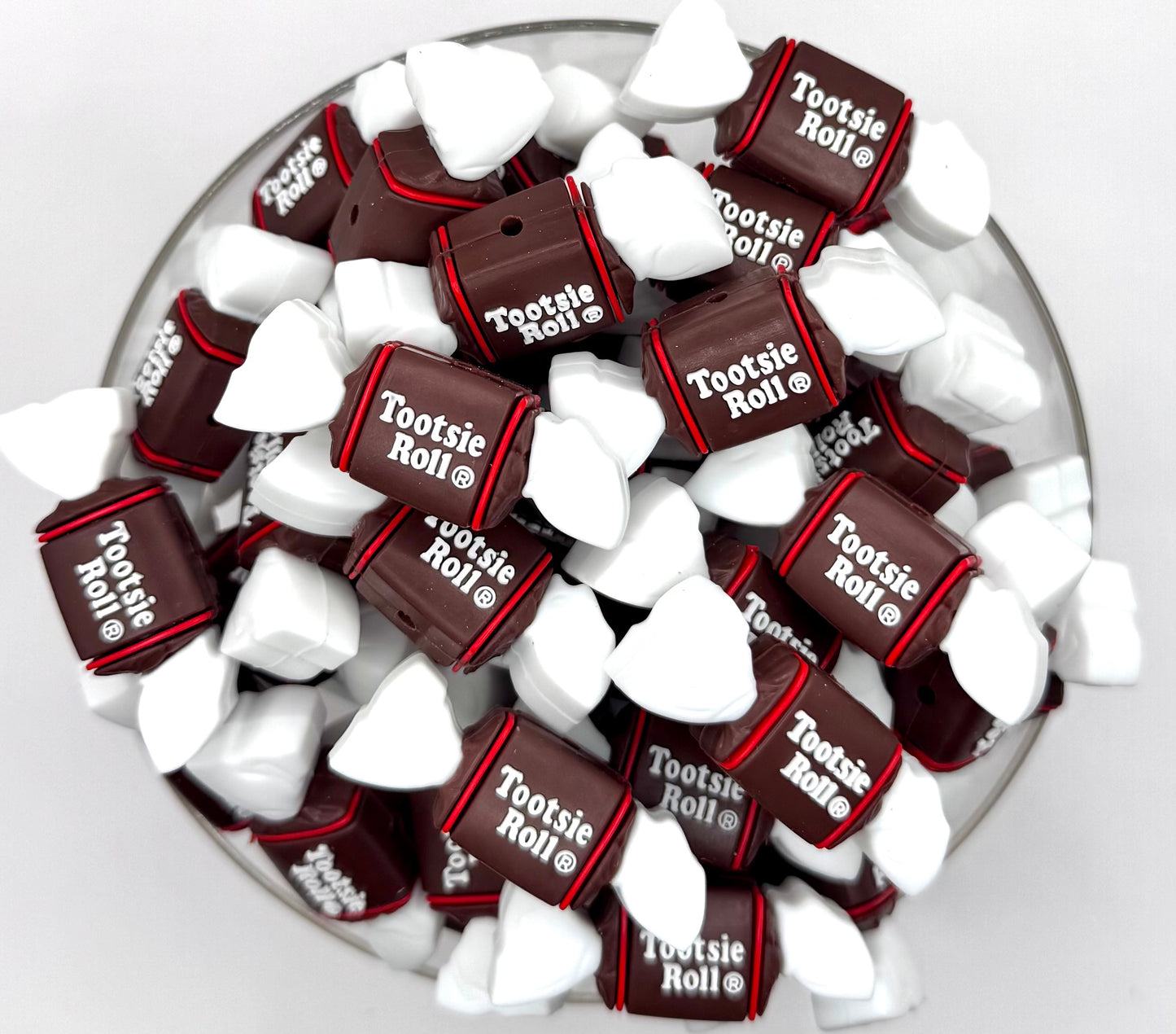 3D tootsie roll (HBK exclusive) silicone focal bead ￼