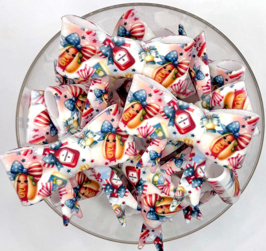 Classic America bow silicone focal bead