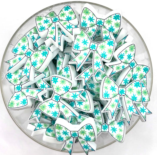 Turquoise daisy printed bow (HBK exclusive silicone focal bead