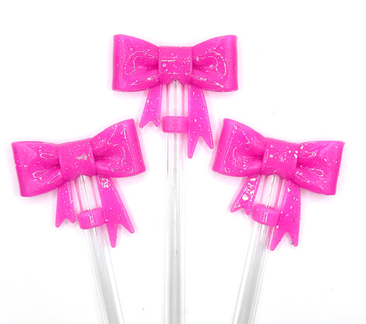 Liquid pink glitter silicone straw topper