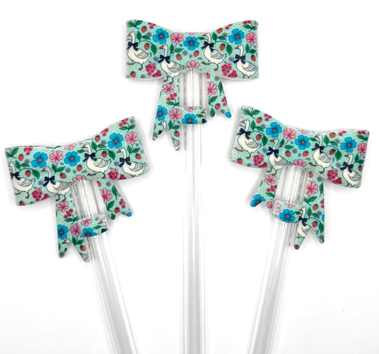 Floral goose silicone straw topper