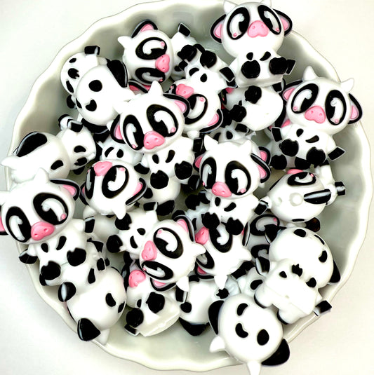 3D Cassie the big eyed cow (HBK exclusive & collab) silicone focal bead