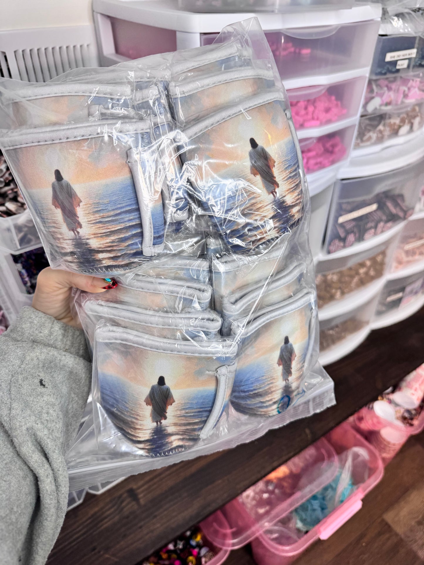 DESTASH Jesus walking on water koozies pack of 20