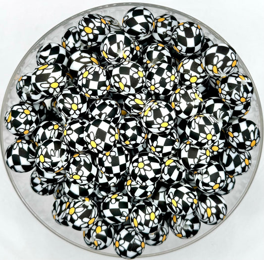 15mm daisy checkered print (HBK exclusive) silicone bead