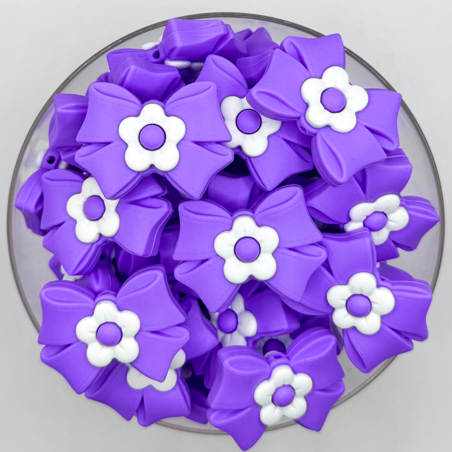 3D big daisy bow (HBK exclusive) silicone focal bead