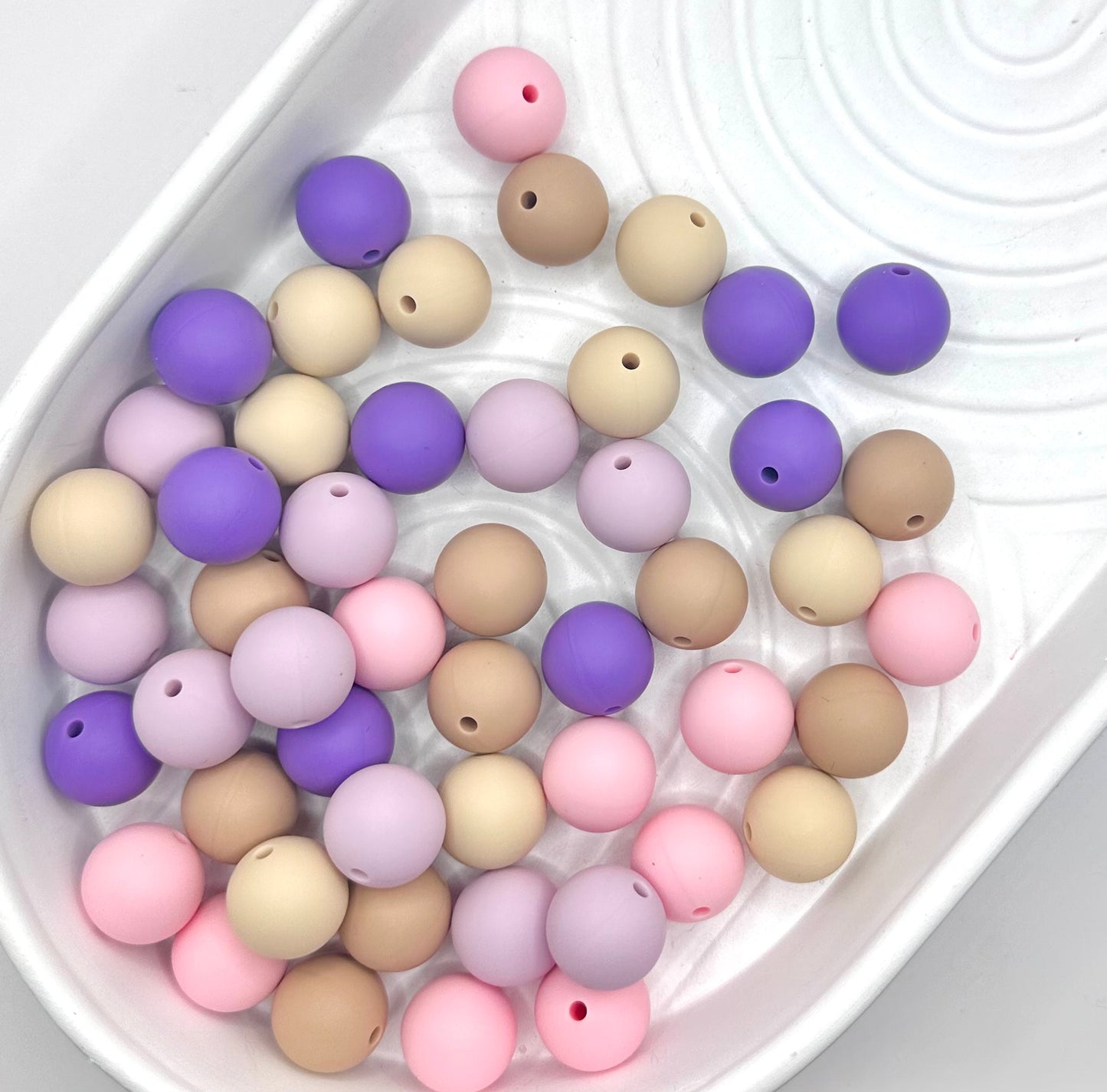 “Lavender” 15mm silicone bead mix (50 pcs total)